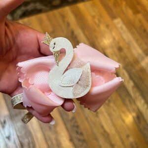 Girls swan headband bow